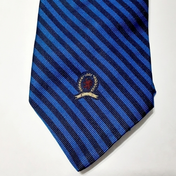 Tommy Hilfiger Blue Striped 100% Silk Neck Tie - Picture 1 of 4